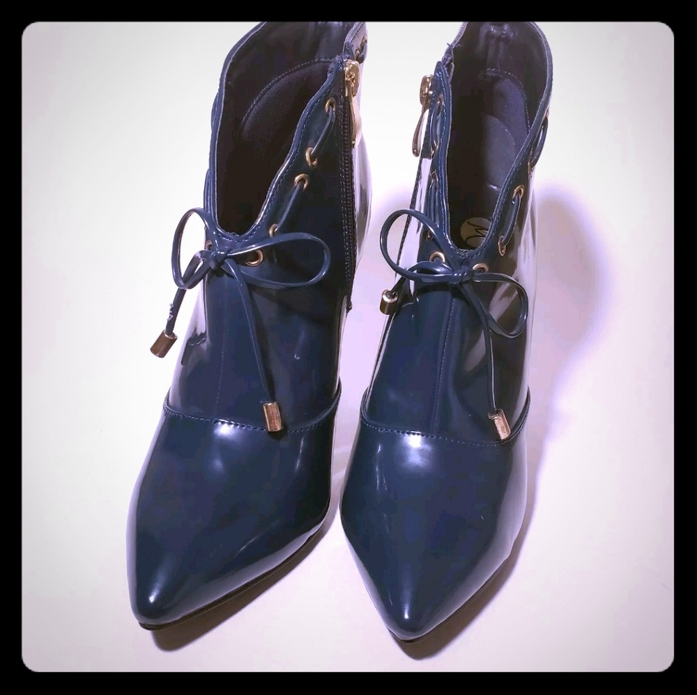 Women's Machi Blue Pointed Toe Pumps Heels 7.5M